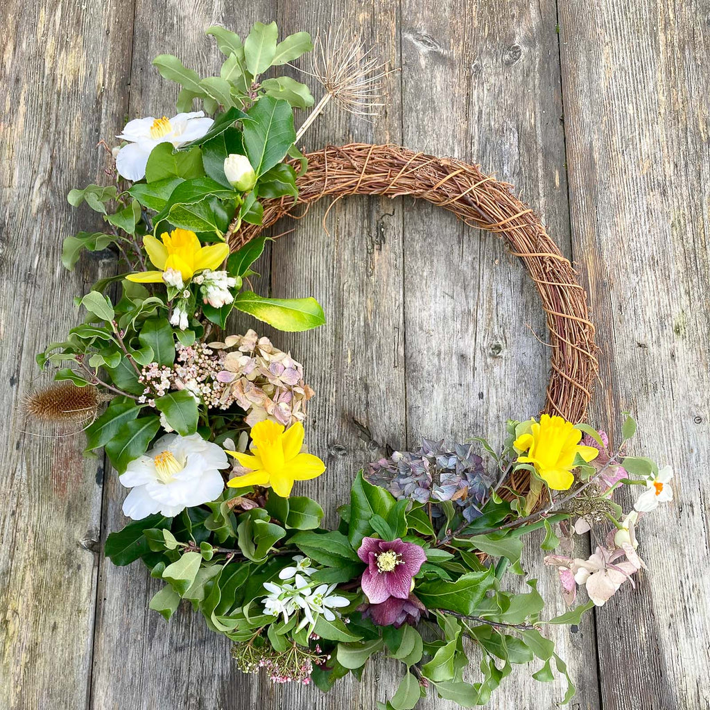 Making a Spring floral wreath for the home
